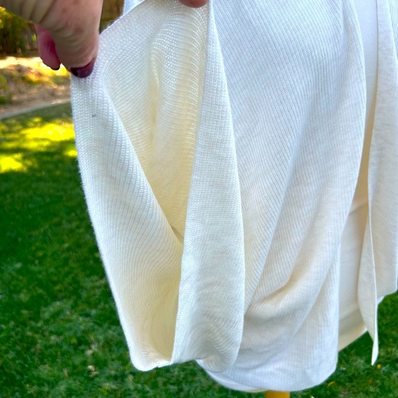 Lululemon Cashlu Knit Textured Wrap Size M/L - Picture 4 of 12